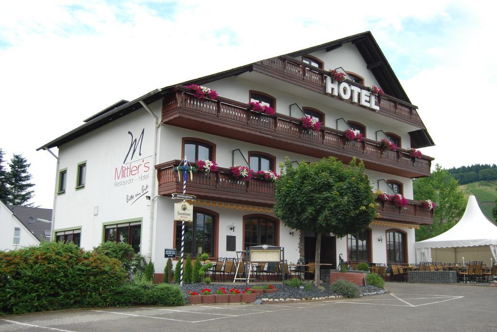 Hotel Zur Moselbruecke Schweich Exterior photo